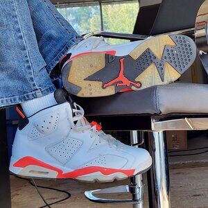 Air Jordan 6 Retro 2014 ‘White Infrared’ Size 11